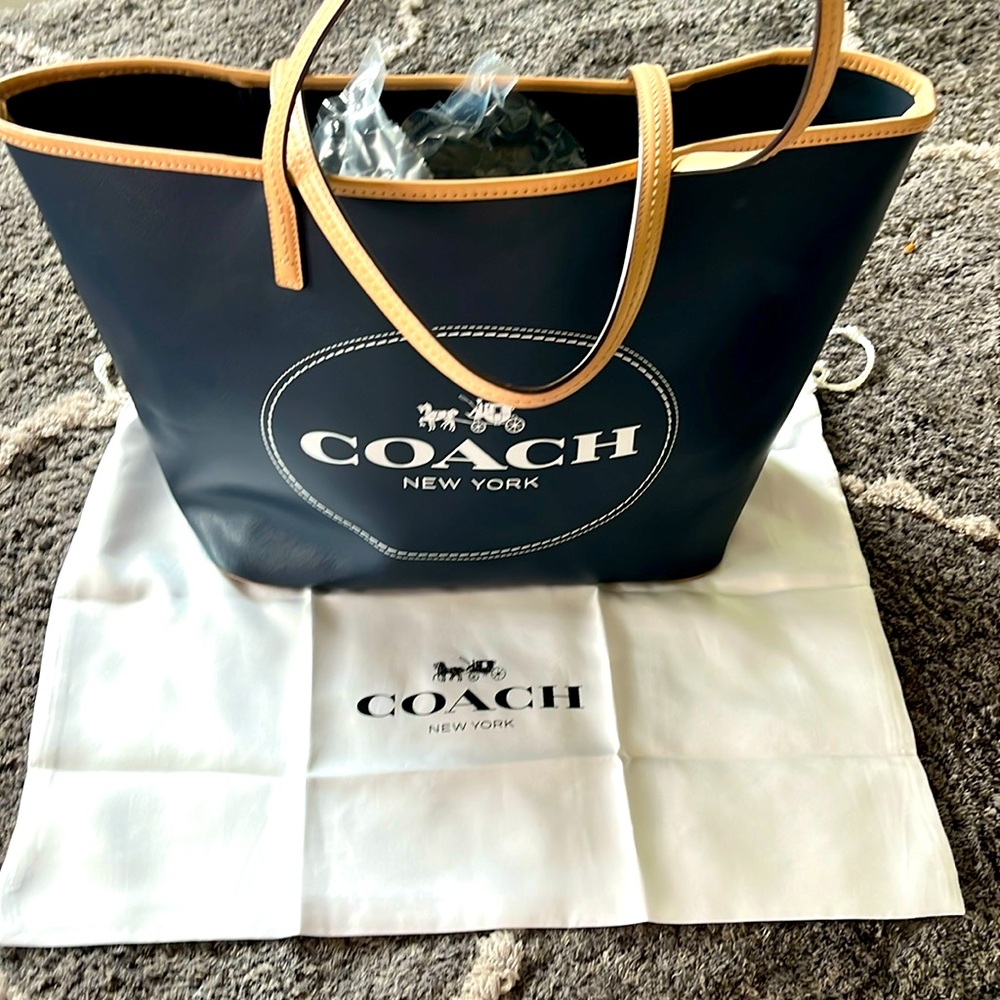 Coach Leather Carry all